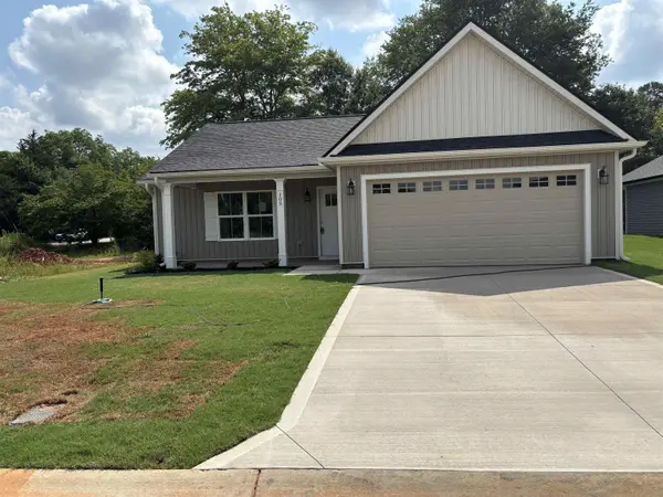 105 Addison Creek LN, Chesnee, SC 29323