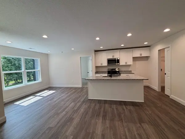 109 Addison Creek LN, Chesnee, SC 29323
