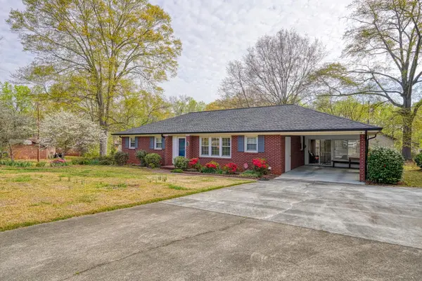 137 Whittier PL, Spartanburg, SC 29303