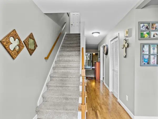 5 Hillington PL, Greer, SC 29651