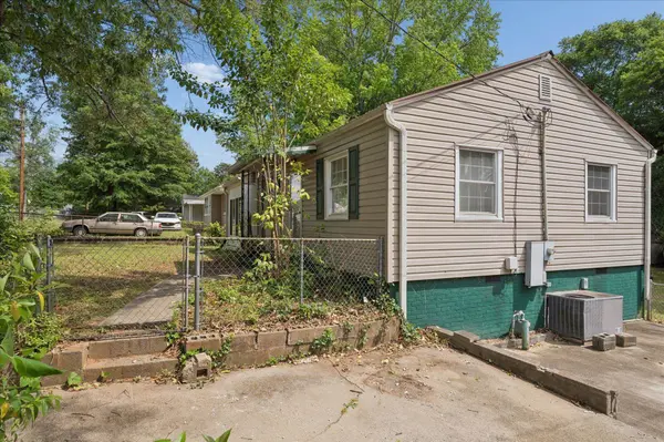 2 Maryland AVE, Greenville, SC 29611-5623