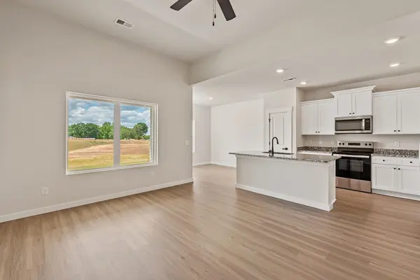 1069 Mossy Oak DR, Moore, SC 29369