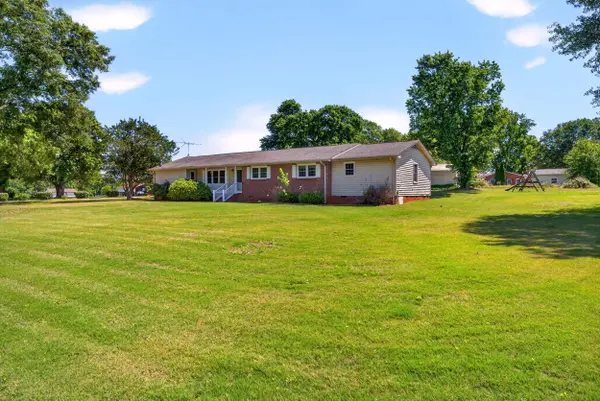 111 Highland Acres DR, Boiling Springs, SC 29316