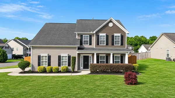 505 Goldstone LN, Boiling Springs, SC 29316