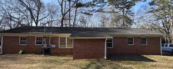 2052 Pineview DR, Spartanburg, SC 29307-3805