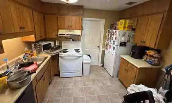 109 Colebrook CT, Boiling Springs, SC 29316-5926