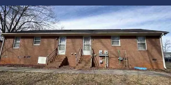 109 Colebrook CT, Boiling Springs, SC 29316-5926