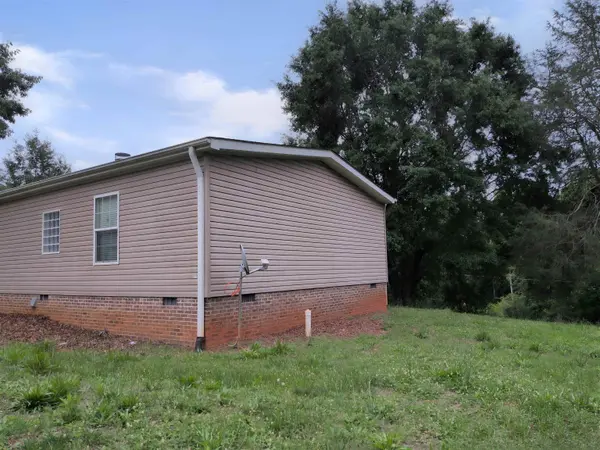 929 Old Hollis RD, Ellenboro, NC 28040