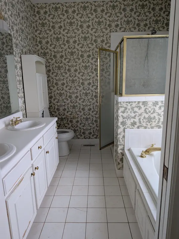 272 Heather Glen DR, Boiling Springs, SC 29316