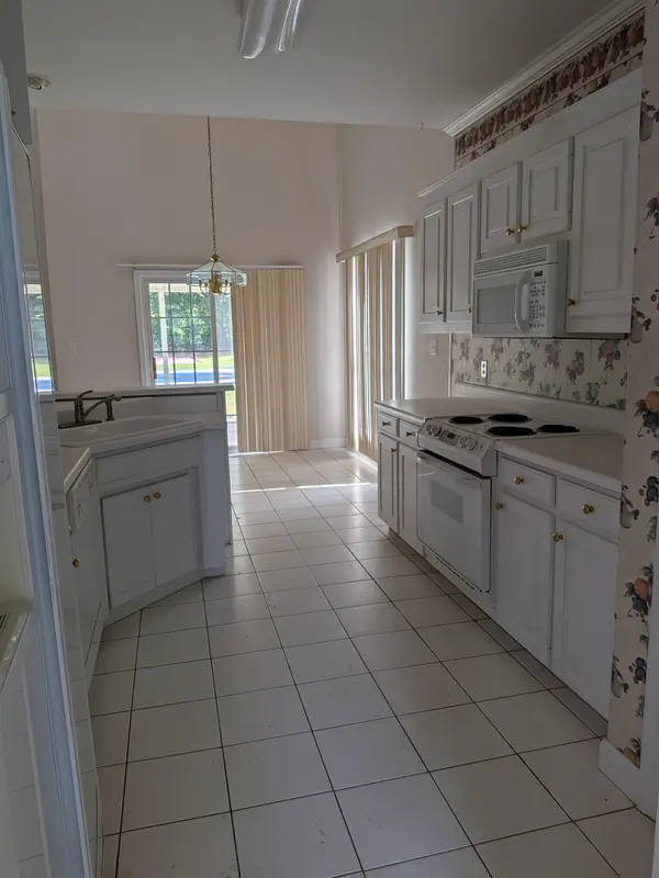 272 Heather Glen DR, Boiling Springs, SC 29316