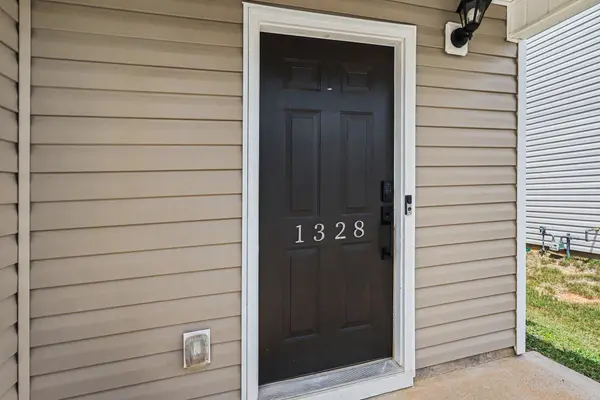 1328 Ledsham CT, Greer, SC 29651