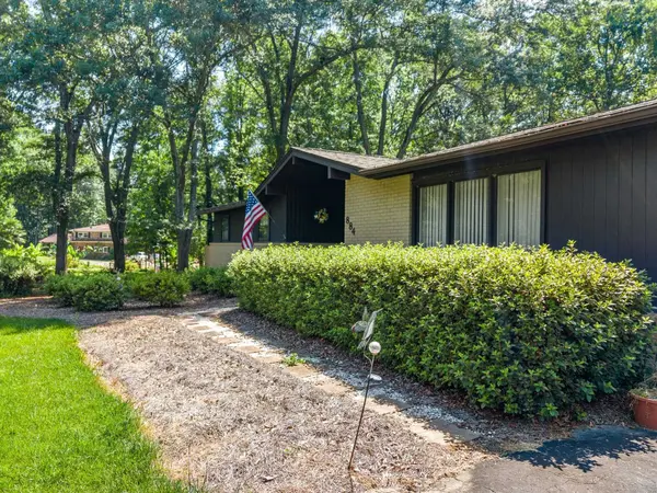 884 Beverly DR, Spartanburg, SC 29303