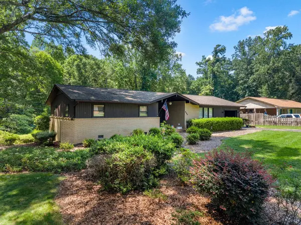 884 Beverly DR, Spartanburg, SC 29303