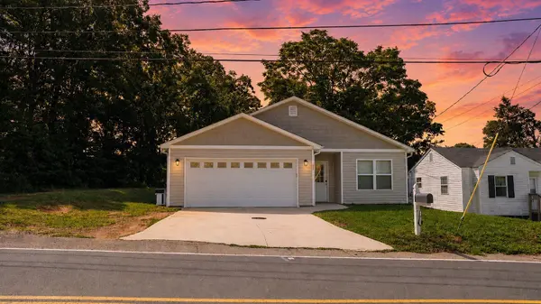 22 Bomar ST, Inman, SC 29349