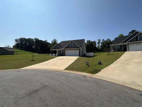 563 Fairlead LN, Chesnee, SC 29323