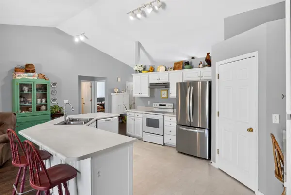 311 Shadowfield Acres DR, Duncan, SC 29334