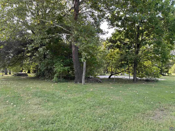 501 Sycamore ST, Americus, KS 66835