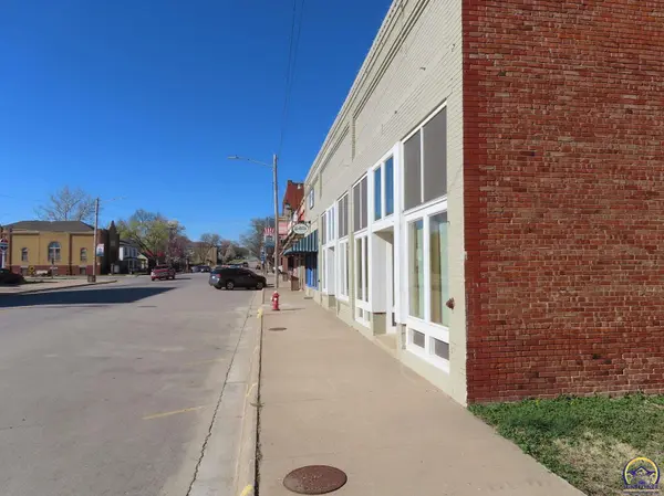 314 N Cottonwood AVE, Strong City, KS 66869-0000