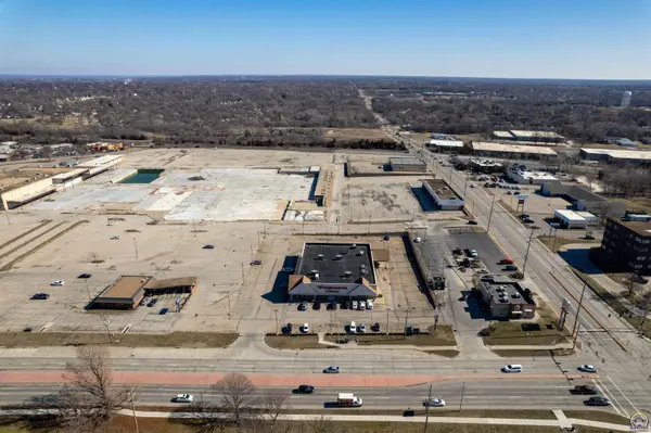 3500-3600 SW Topeka BLVD, Topeka, KS 66611