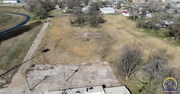 1901 N Kansas AVE, Topeka, KS 66608