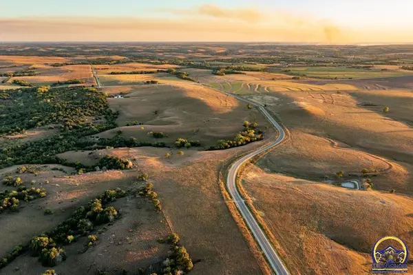 00000 Hi-View Dr, Manhattan, KS 66503