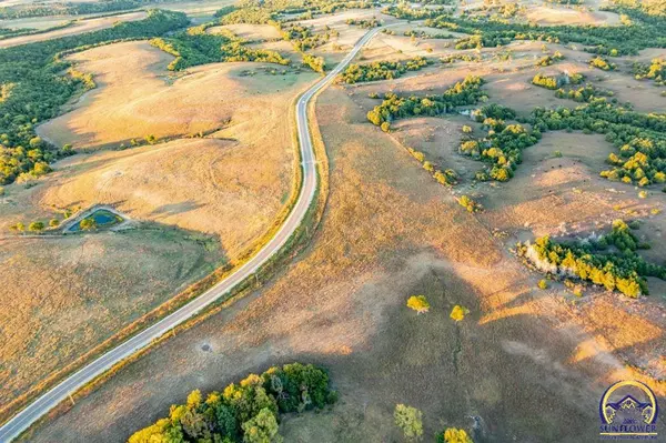00000 Hi-View Dr, Manhattan, KS 66503