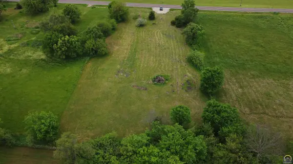634 Commercial St, Netawaka, KS 66516-9331