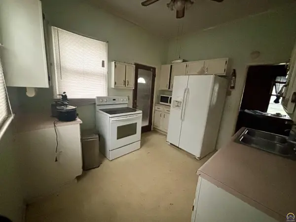 920 Mechanic St, Emporia, KS 66801