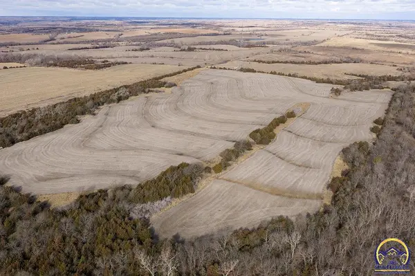00000 158th Rd, Mayetta, KS 66509-8138