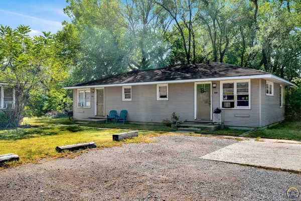 2104 SE California AVE, Topeka, KS 66605