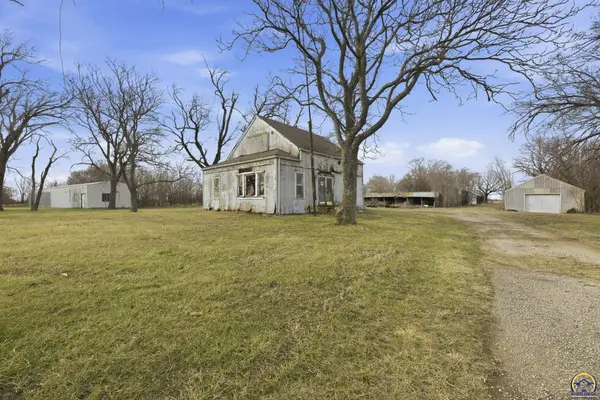 2052 E 341st ST, Melvern, KS 66510