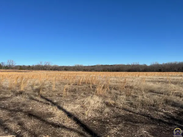 00000 NW US 75 HWY, Topeka, KS 66618