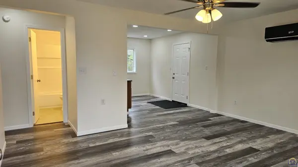 3449 SE Ohio AVE, Topeka, KS 66605