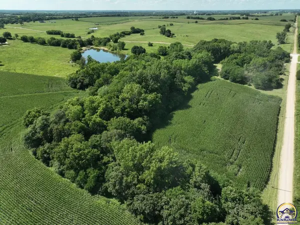 00000 214th Rd, Holton, KS 66436