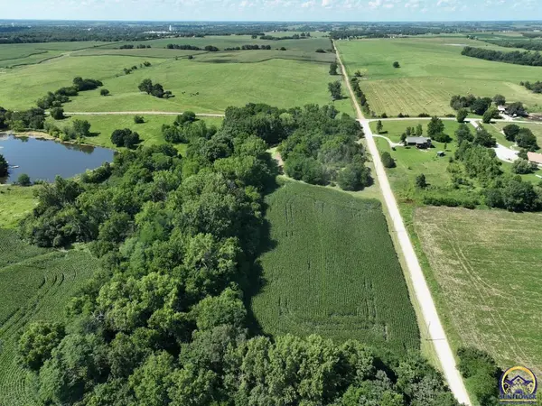 00000 214th Rd, Holton, KS 66436