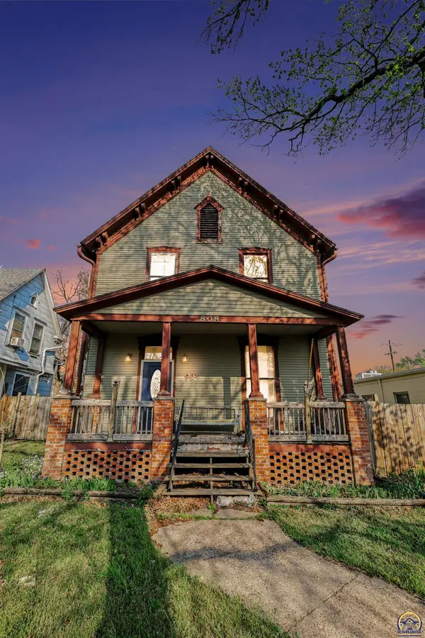 808 Mechanic St, Emporia, KS 66801