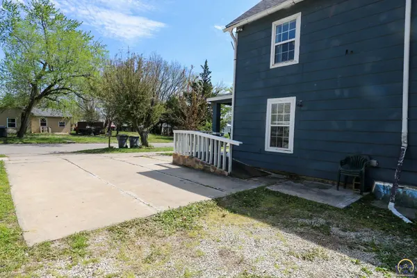111 S Merchant, Emporia, KS 66801