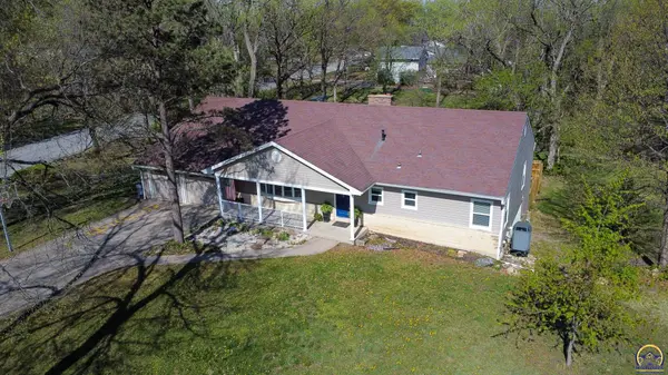 2101 Canterbury Rd, Emporia, KS 66801