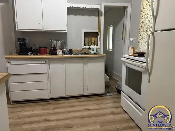 201 S Merchant, Emporia, KS 66801