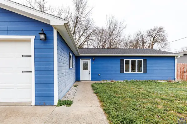 132 Allen Hill Dr, Ogden, KS 66517