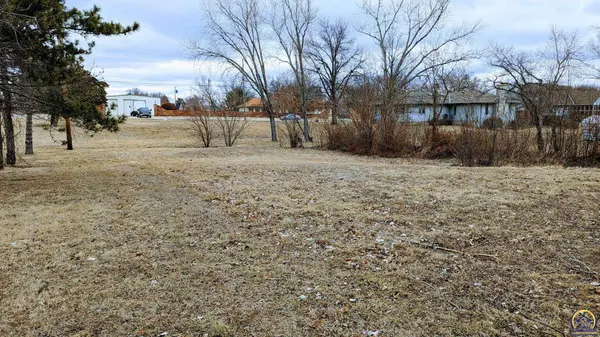 2425 W 24th Ave, Emporia, KS 66801