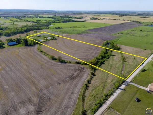 Tract 2 SW Docking RD, Auburn, KS 66402