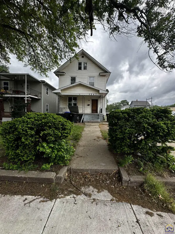 1247 SW Tyler ST, Topeka, KS 66612