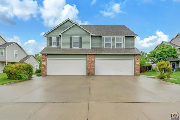 2429 Surrey Dr, Lawrence, KS 66046