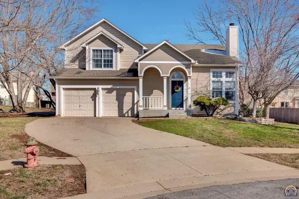 5652 SW 34th TER, Topeka, KS 66614