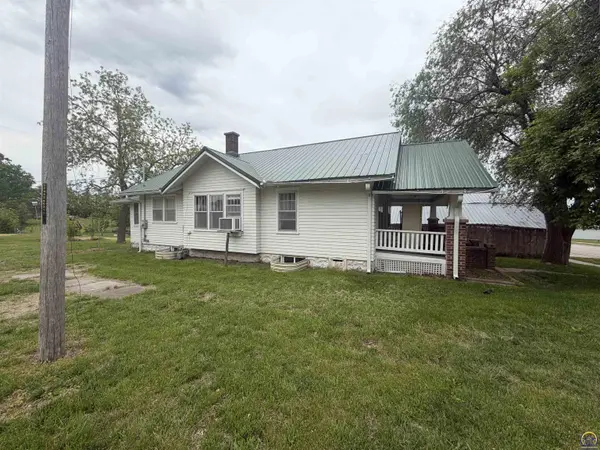 421 Commercial St, Havensville, KS 66432