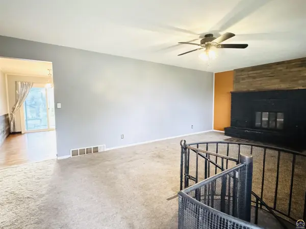 104 Monroe ST, Pomona, KS 66076