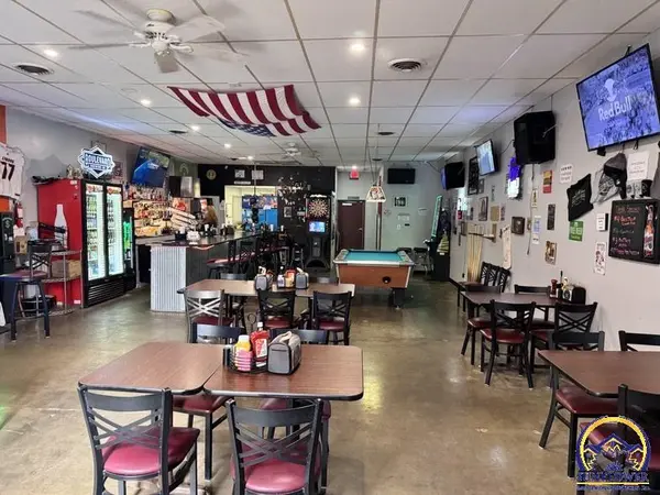 609 S Topeka, Lyndon, KS 66451