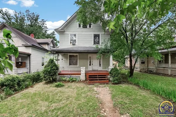 1607 SW Buchanan ST, Topeka, KS 66604
