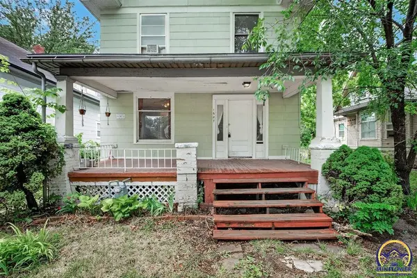 1607 SW Buchanan ST, Topeka, KS 66604